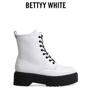 Steve Madden Betty’s White Combat Boots